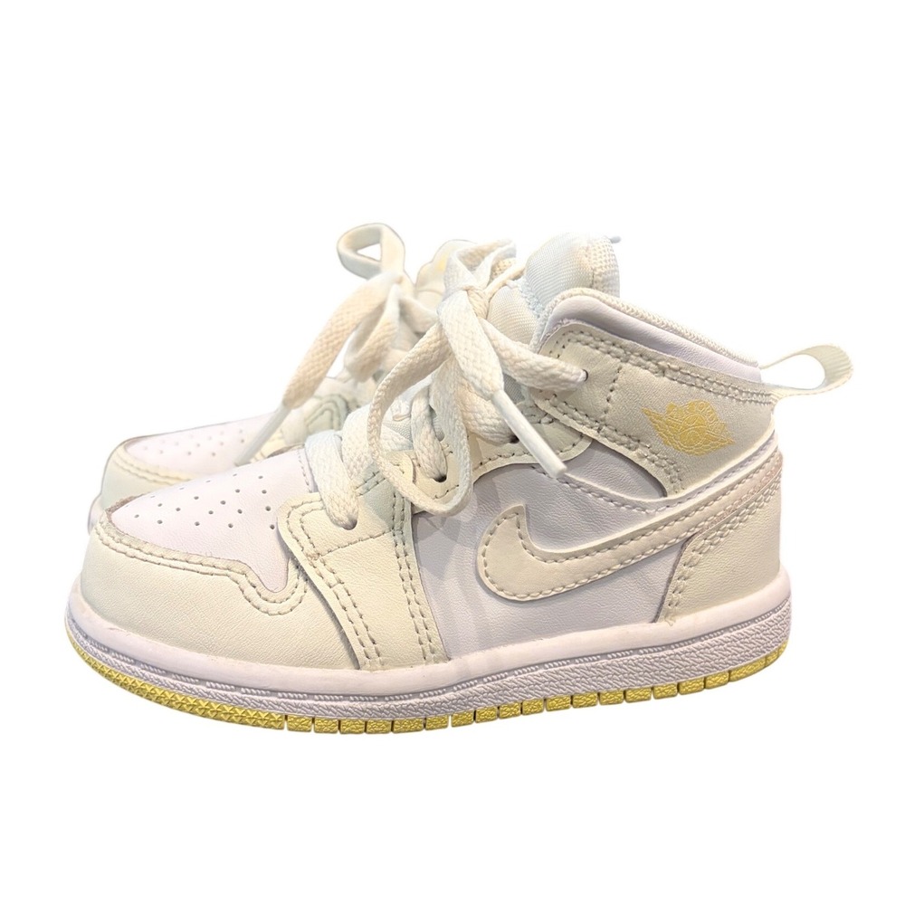 Nike Air Jordan 1 Mid Toddler Size 7C Sail White Laser Orange Shoes FD8782-181